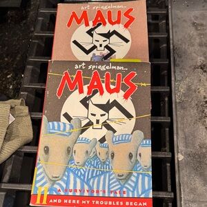 MAUS by Art Spiegelman Graphic Novel - Red, Black, Blue Cover